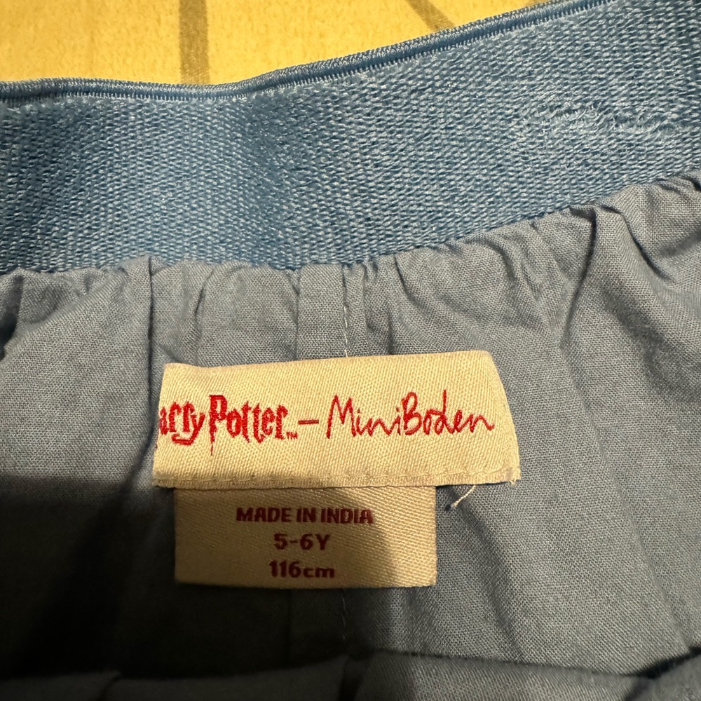 Mini Boden x Harry Potter 5/6 great condition (maybe unused or used once) - Picture 3 of 4